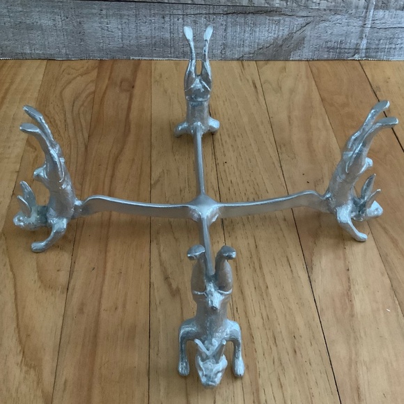 Arthur Court Vintage Handstand Bunny Rabbit Fluted Lucite Salad Fruit Bowl - Picture 8 of 11